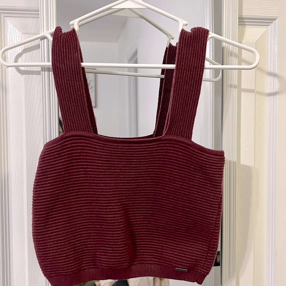 Hollister Crop Top
